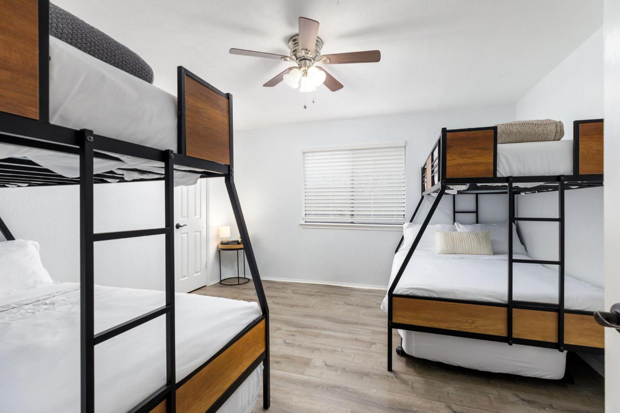 Timeless-Texas-Inn - Heated Pool Oasis & Lux Vibe Раунд Рок Екстериор снимка